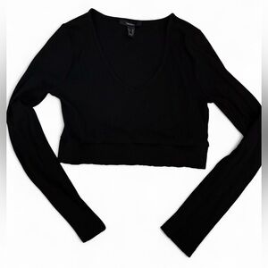 Forever 21 Black V-Neck Crop Top